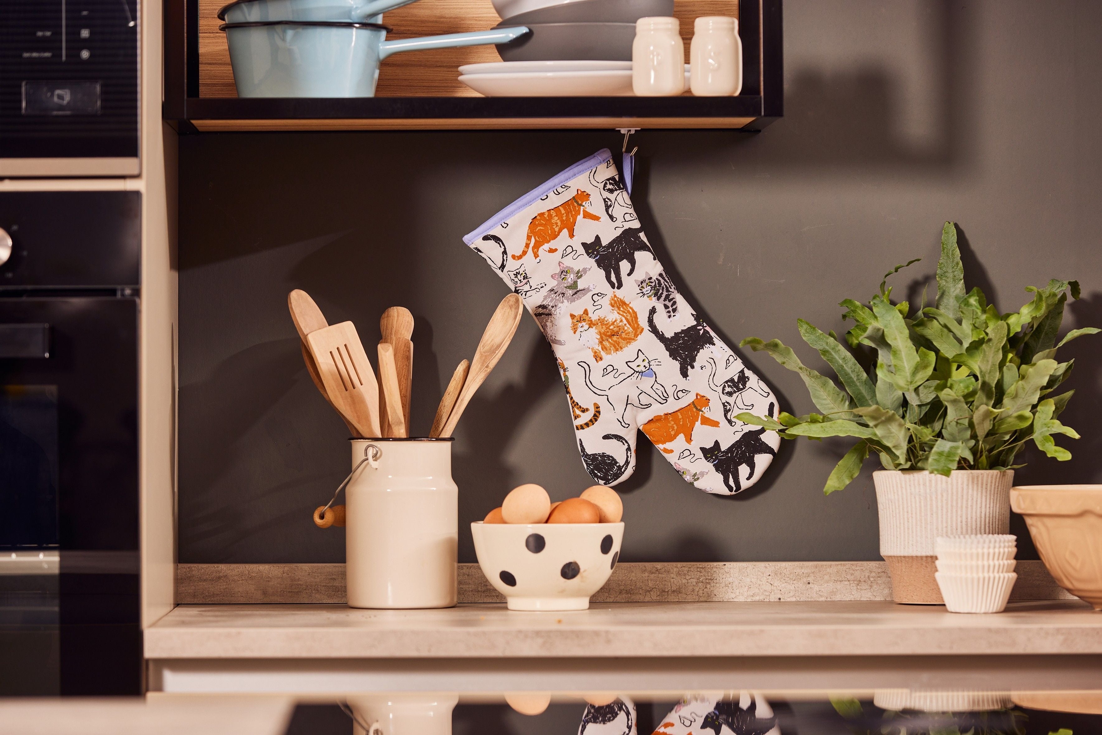 Feline Friends Oven Glove